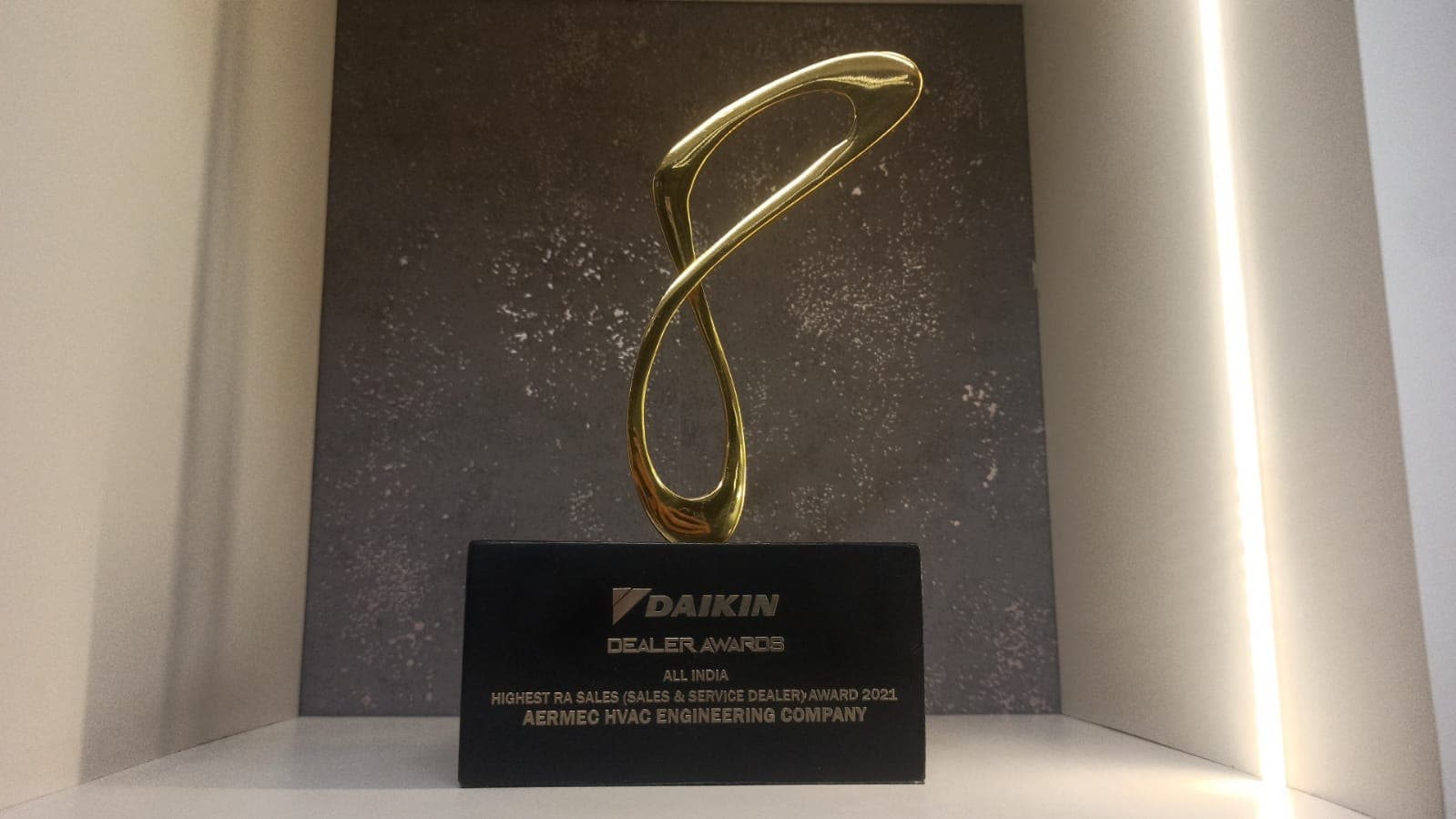 Daikin Dealer Awards — Highest RA Sales (Sales & Service Dealer)
